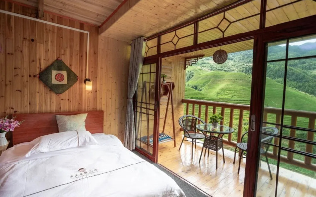 Jingzheng Holiday Hotel