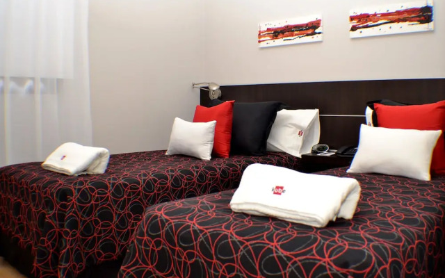Kube Apartments
