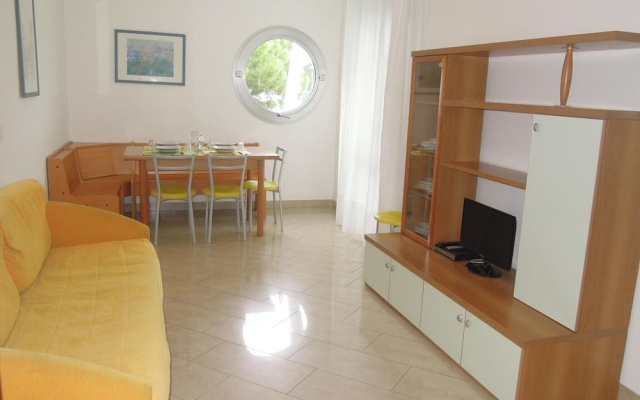 Bright Flat Near the Beach - Beahost