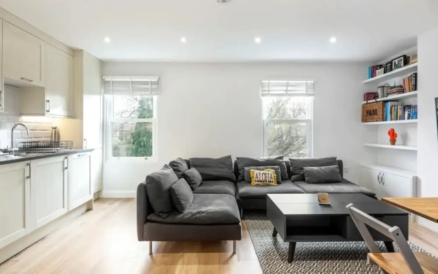 Modern And bright 1 Bedroom Apartment in Ealing