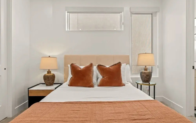 Simply Paradise 5 Bedroom Townhouse
