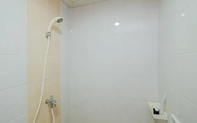 Homey And Warm Studio Room At Taman Melati Margonda Apartment
