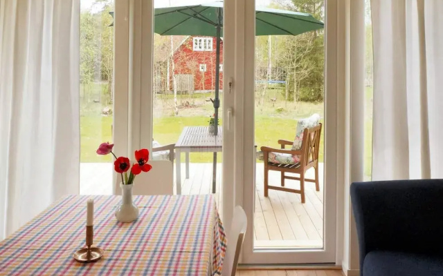 6 Person Holiday Home in Heberg