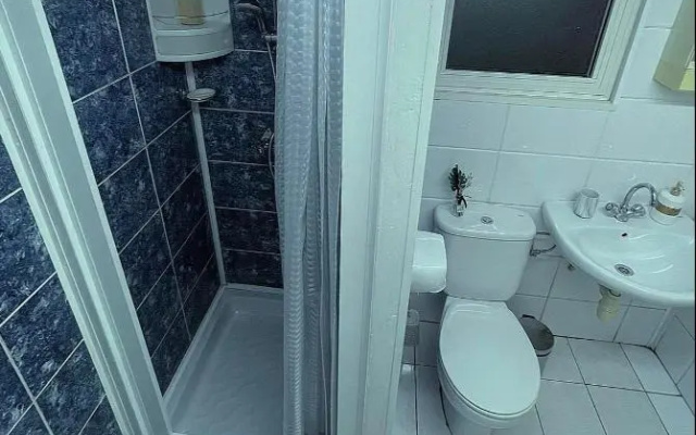 Comfortable, modern studio apartment