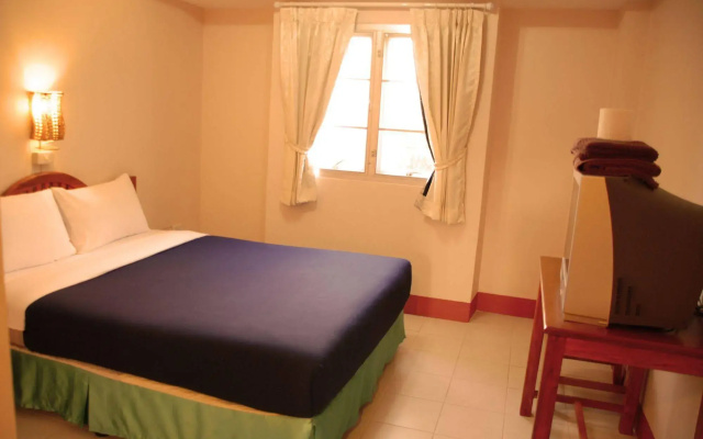 Thaphae Garden Guesthouse