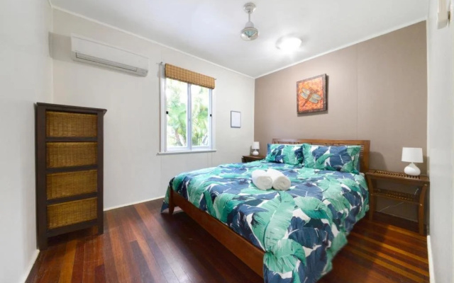 Airlie Getaway - Views