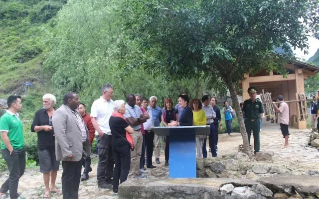 Oc Homestay Ban Gioc