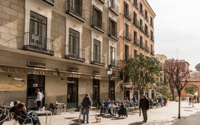 Spain Select San Joaquin Apartments