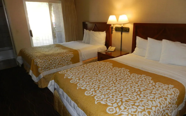 Days Inn San Diego Near Sea World