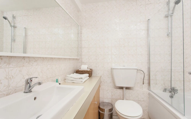 Oxford Street & Soho Modern 2 Bed Apt