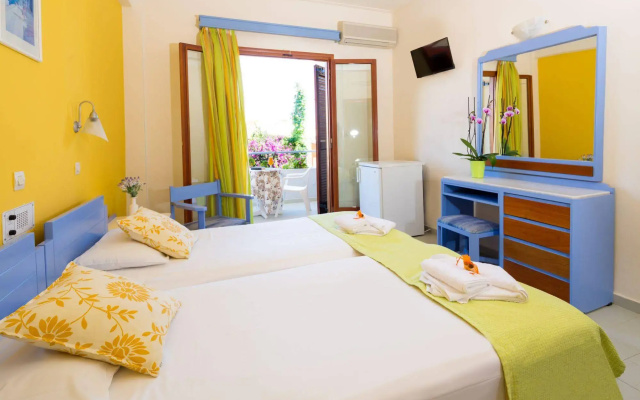 Raisakis Apartments