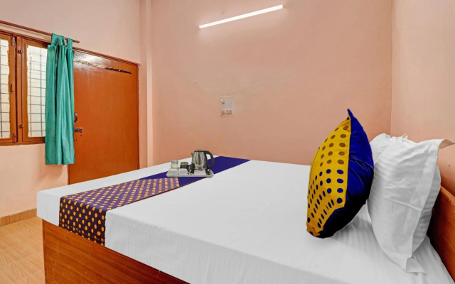 SPOT ON 91633 Ganpati Home Stays