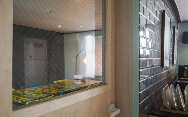 Yellow Guesthouse
