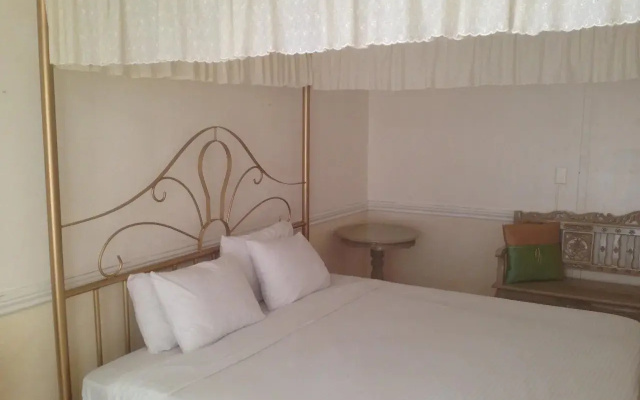 Mountain Woods Inn Olongapo