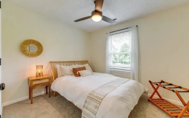 Pet-Friendly Lake Norman Retreat