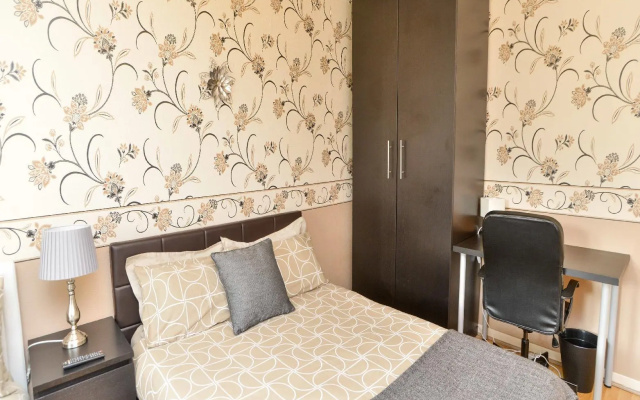 Moir Drive Apartments