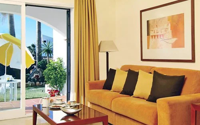 Ramada Hotel&Suites Marina del Rey, 29649 Málaga, Spain
