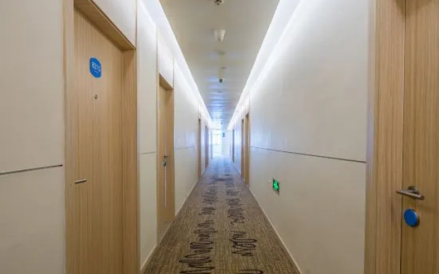 HanTing Hotel (Hangzhou Wanda Plaza)