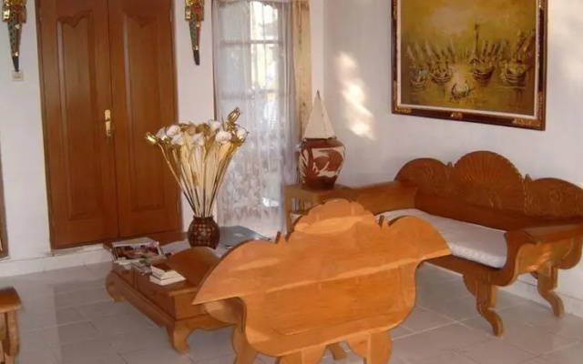 Villa Mega