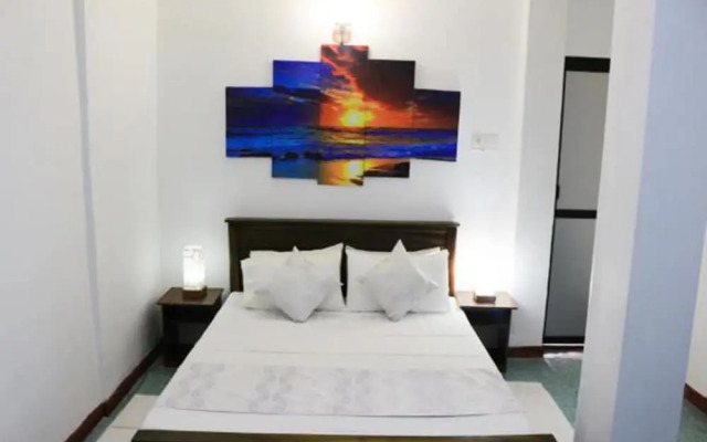 Yoho Travellers Residence