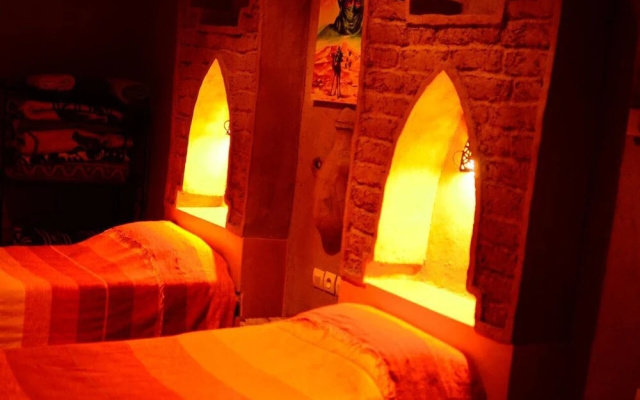 Auberge Hôtel Porte De Sahara Ouzina