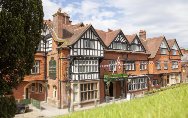 The Crown Manor House Hotel