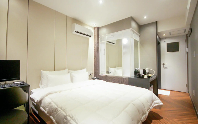 Hotel CoCo