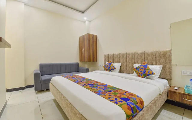 Fabhotel Shree Vrindavan