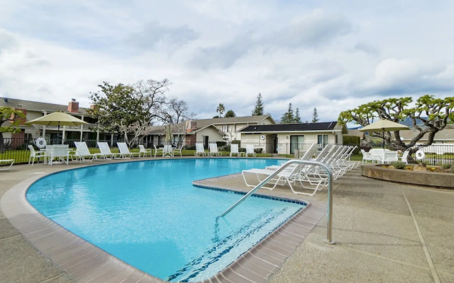 1-Bedroom Condo Near Trails