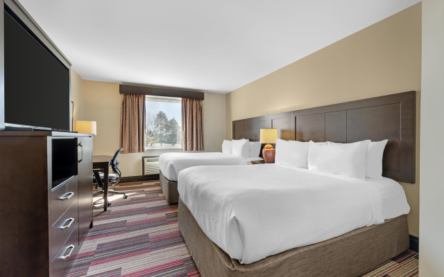 Best Western Plus Stoneridge Inn & Conference Centre