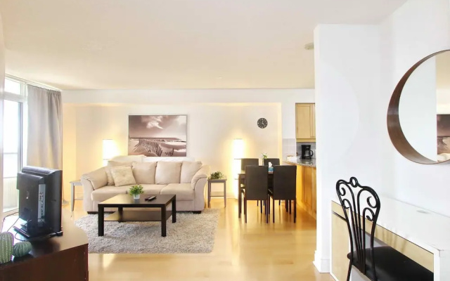 Pelicanstay in Harrison Garden Boulevard