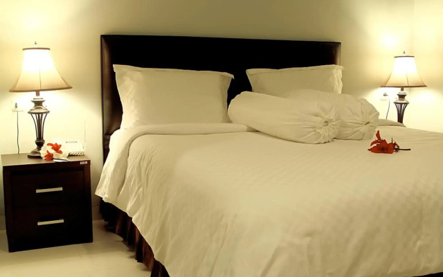 Grand Royal BIL Hotel