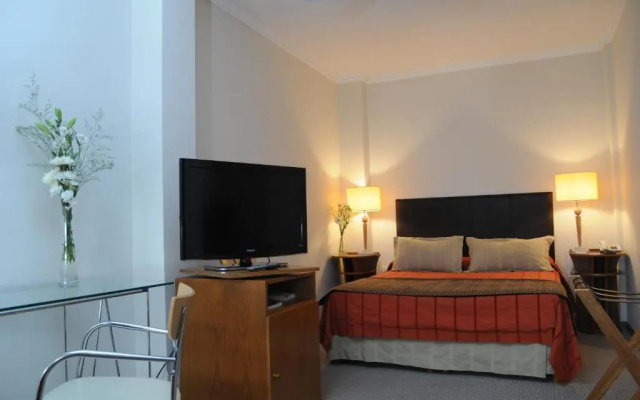 Parra Hotel And Suites