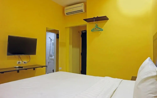 OYO 870 Aero Hotel