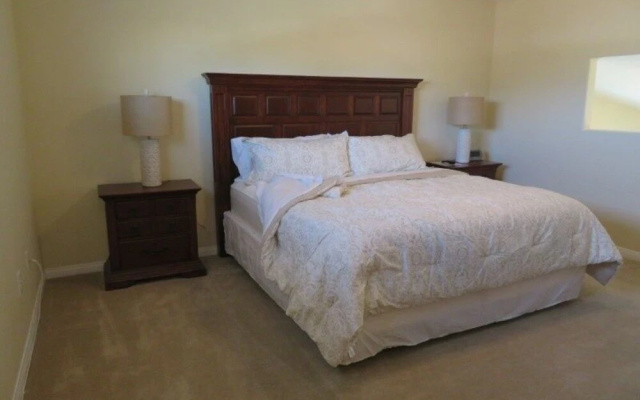 Brad Moore 3 Bedroom Condo