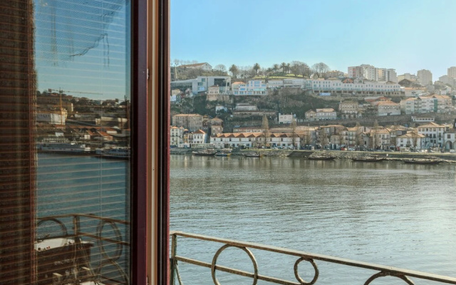 Go2oporto River & Reboleira Side