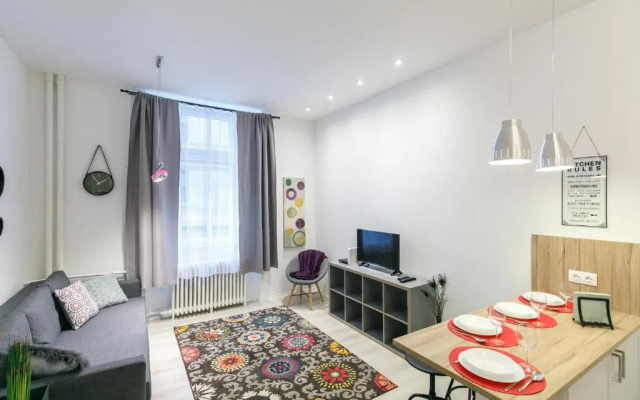 ELLA Apartment