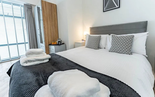Celador Apartments - Wellington House