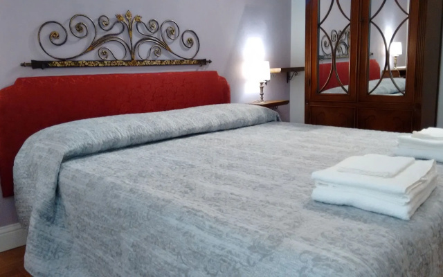Duomo Classic Apartment