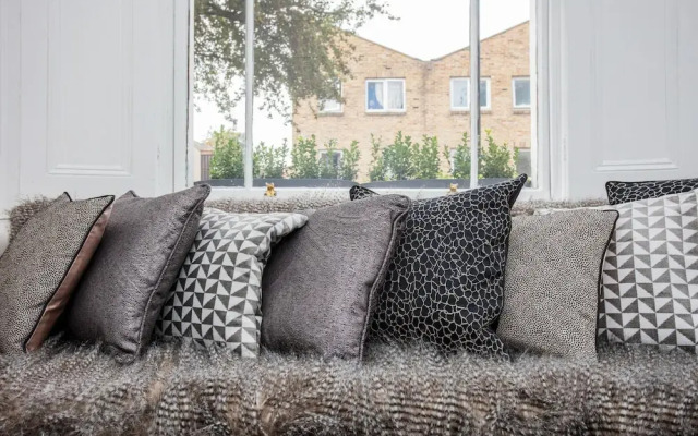 Stunning 3 Bedroom House in Clapham Manor