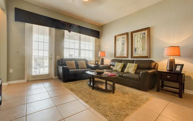 Penthouse w/ Spectacular Lakeview! Near Disney