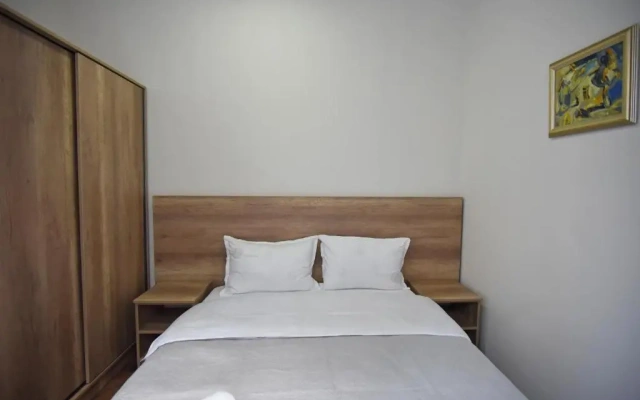 Guesthouse Radiani 14