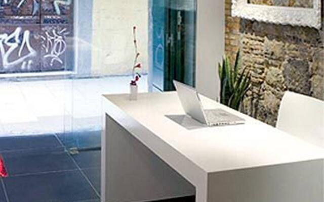 Апартаменты Apartments Ciutat Vella вид на фасад