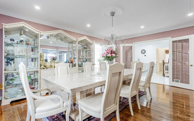 Luxurious Spacious Dream Home