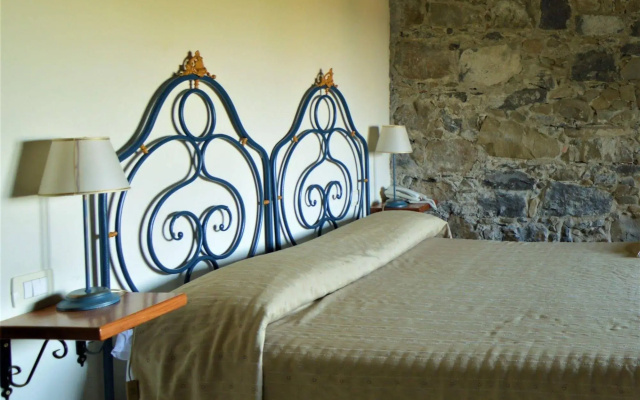 Antico Borgo Etneo Country Hotel
