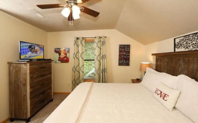 Divine Escape - Two Bedroom Chalet