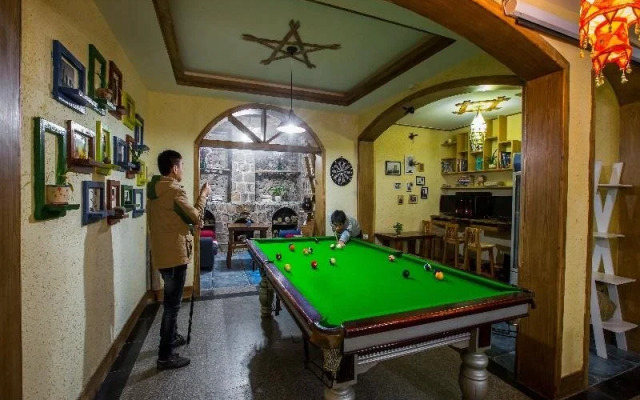 Zhangjiajie April Day Hostel