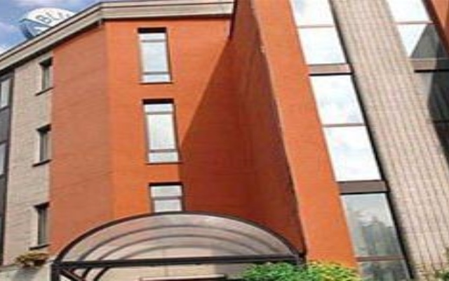 Hotel Blu Inn Колоньо-Монцезе вид на фасад