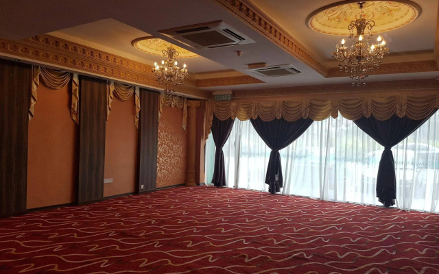 De Kpmj Boutique Hotel