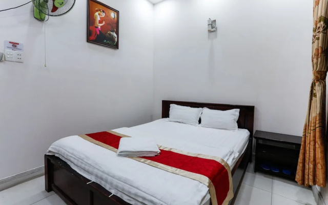 Anh Quoc Hotel